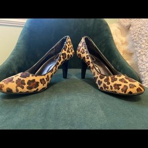 Used Merona cheetah heels in great condition